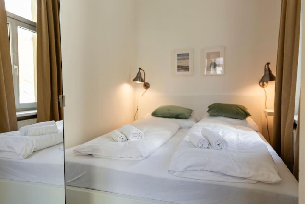 Appartamento Savoir-vivre In Unserer Zentralen Balkonwohnung *